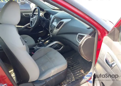 2013 Hyundai Veloster Base W/Gray from USA, damaged, VIN KMHTC6AD6DU110151